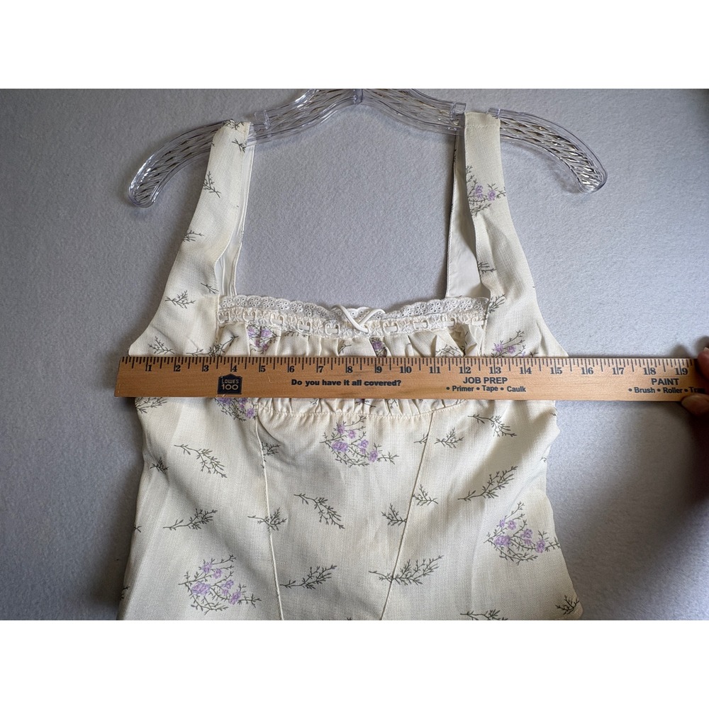 2bella Boutique Floral Lace Up Corset Top Cream Purple Cottagecore NWT Medium - Picture 11 of 12
